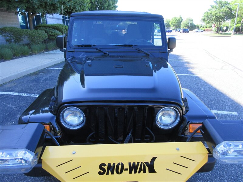 2005 Jeep Wrangler X   - Photo 14 - Bohemia, NY 11716