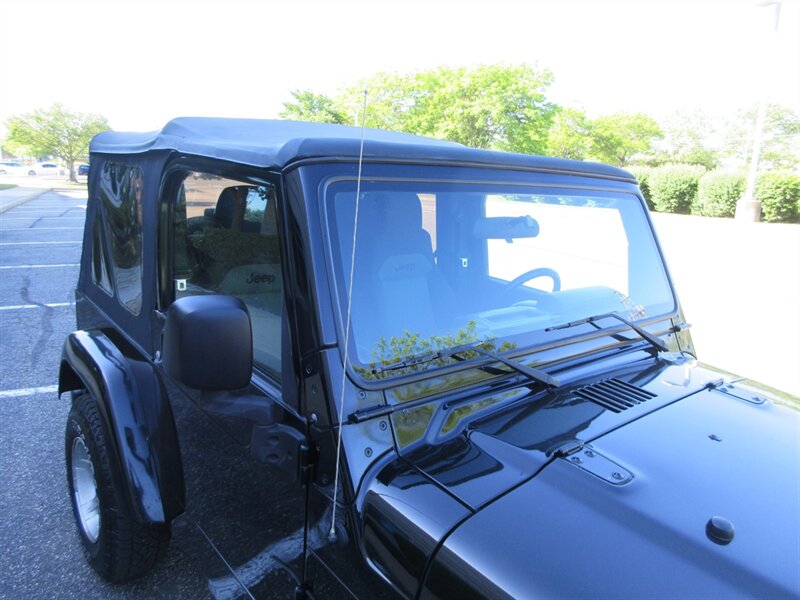 2005 Jeep Wrangler X   - Photo 17 - Bohemia, NY 11716