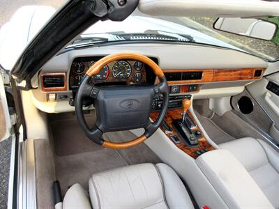 1996 Jaguar XJS Convertible   - Photo 35 - Bohemia, NY 11716