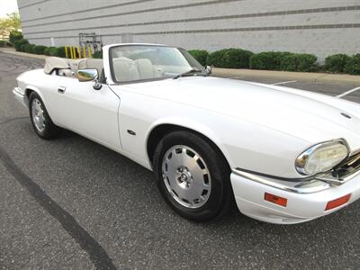 1996 Jaguar XJS Convertible   - Photo 28 - Bohemia, NY 11716