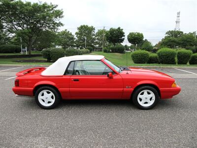 1992 Ford Mustang LX 5.0  Convertible - Photo 16 - Bohemia, NY 11716