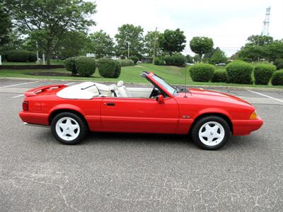 1992 Ford Mustang LX 5.0  Convertible - Photo 14 - Bohemia, NY 11716