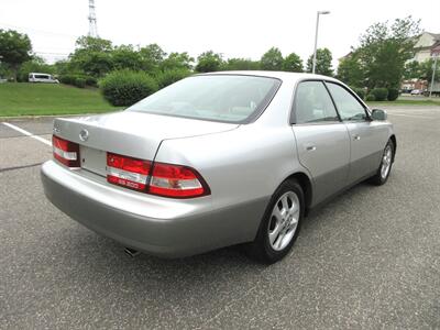 2000 Lexus ES 300   - Photo 4 - Bohemia, NY 11716