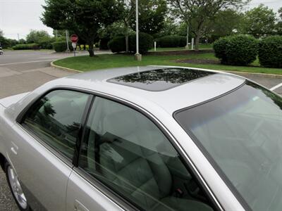2000 Lexus ES 300   - Photo 25 - Bohemia, NY 11716