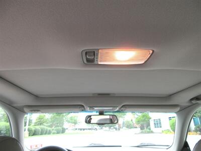 2000 Lexus ES 300   - Photo 43 - Bohemia, NY 11716