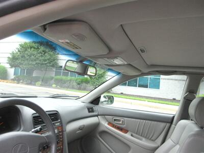 2000 Lexus ES 300   - Photo 40 - Bohemia, NY 11716