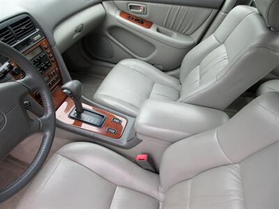 2000 Lexus ES 300   - Photo 33 - Bohemia, NY 11716