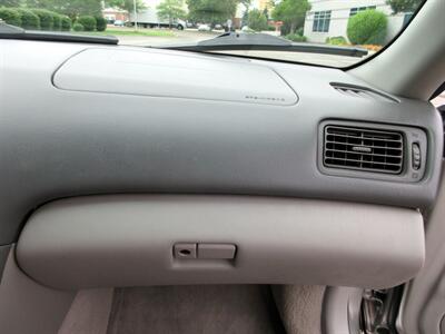 2000 Lexus ES 300   - Photo 56 - Bohemia, NY 11716