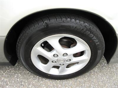 2000 Lexus ES 300   - Photo 64 - Bohemia, NY 11716