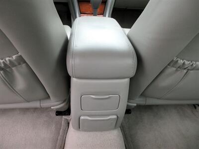 2000 Lexus ES 300   - Photo 51 - Bohemia, NY 11716