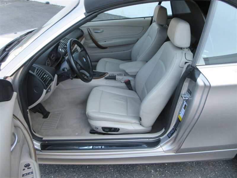 2009 BMW 128i   - Photo 38 - Bohemia, NY 11716