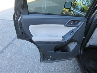 2014 Subaru Forester 2.5i Premium - Photo 40 - Bohemia, NY 11716