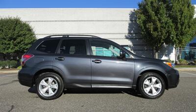 2014 Subaru Forester 2.5i Premium - Photo 8 - Bohemia, NY 11716