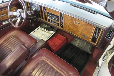 1985 Buick Riviera Convertible   - Photo 35 - Bohemia, NY 11716