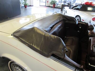 1985 Buick Riviera Convertible   - Photo 22 - Bohemia, NY 11716