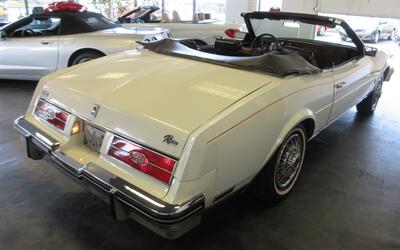1985 Buick Riviera Convertible   - Photo 8 - Bohemia, NY 11716