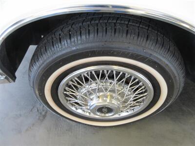 1985 Buick Riviera Convertible   - Photo 39 - Bohemia, NY 11716