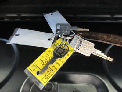 1985 Buick Riviera Convertible   - Photo 51 - Bohemia, NY 11716