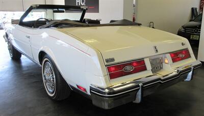 1985 Buick Riviera Convertible   - Photo 3 - Bohemia, NY 11716