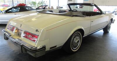 1985 Buick Riviera Convertible   - Photo 4 - Bohemia, NY 11716
