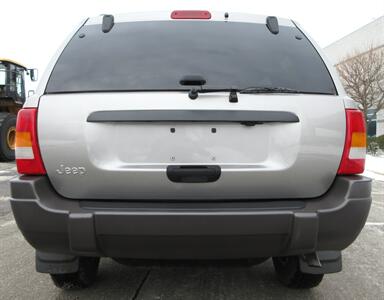 2001 Jeep Grand Cherokee Laredo   - Photo 16 - Bohemia, NY 11716