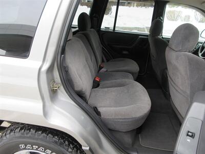 2001 Jeep Grand Cherokee Laredo   - Photo 46 - Bohemia, NY 11716