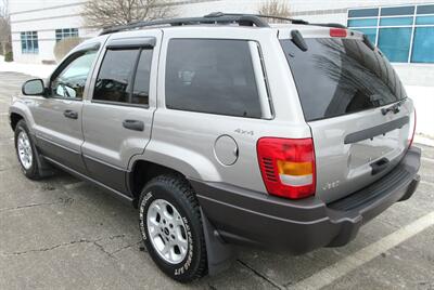 2001 Jeep Grand Cherokee Laredo   - Photo 11 - Bohemia, NY 11716