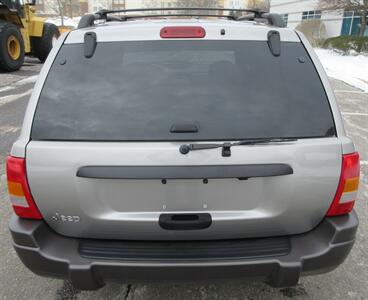 2001 Jeep Grand Cherokee Laredo   - Photo 20 - Bohemia, NY 11716