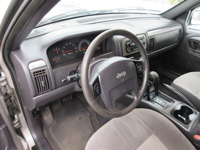 2001 Jeep Grand Cherokee Laredo   - Photo 31 - Bohemia, NY 11716
