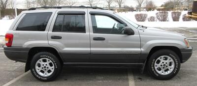 2001 Jeep Grand Cherokee Laredo   - Photo 14 - Bohemia, NY 11716
