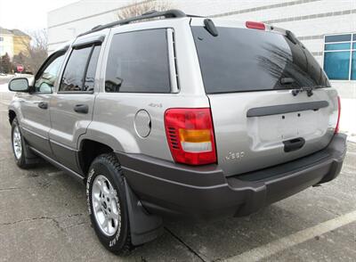 2001 Jeep Grand Cherokee Laredo   - Photo 3 - Bohemia, NY 11716