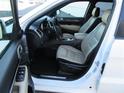 2017 Jeep Grand Cherokee Limited 75th Anniversary   - Photo 33 - Bohemia, NY 11716