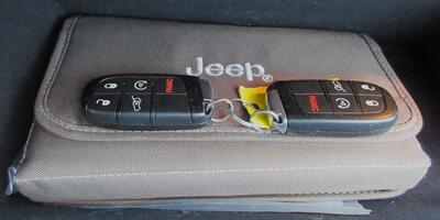 2017 Jeep Grand Cherokee Limited 75th Anniversary   - Photo 73 - Bohemia, NY 11716