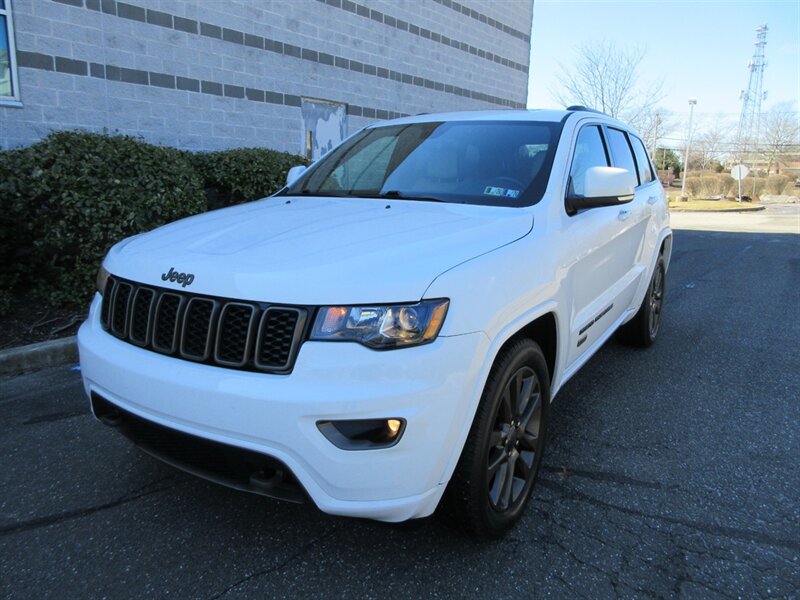 2017 Jeep Grand Cherokee Limited 75th Anniversary   - Photo 17 - Bohemia, NY 11716