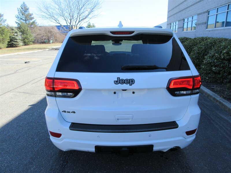 2017 Jeep Grand Cherokee Limited 75th Anniversary   - Photo 16 - Bohemia, NY 11716