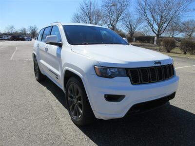 2017 Jeep Grand Cherokee Limited 75th Anniversary   - Photo 2 - Bohemia, NY 11716