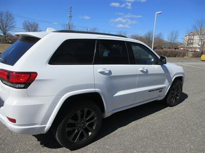 2017 Jeep Grand Cherokee Limited 75th Anniversary   - Photo 24 - Bohemia, NY 11716