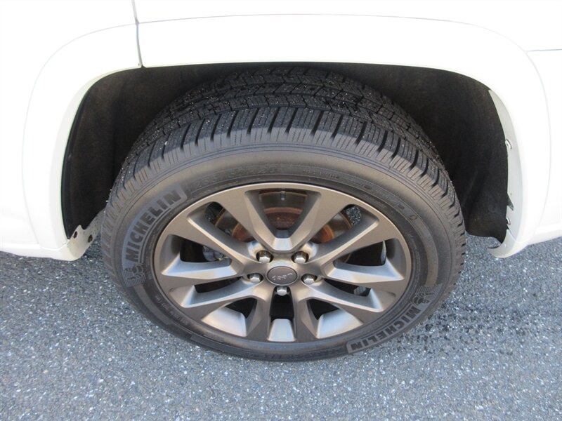 2017 Jeep Grand Cherokee Limited 75th Anniversary   - Photo 63 - Bohemia, NY 11716