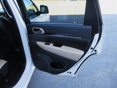 2017 Jeep Grand Cherokee Limited 75th Anniversary   - Photo 53 - Bohemia, NY 11716