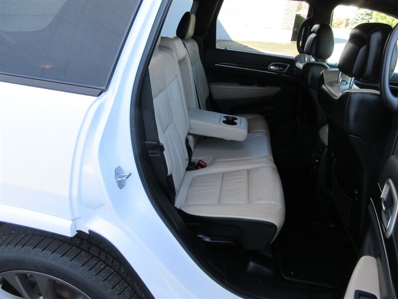 2017 Jeep Grand Cherokee Limited 75th Anniversary   - Photo 53 - Bohemia, NY 11716