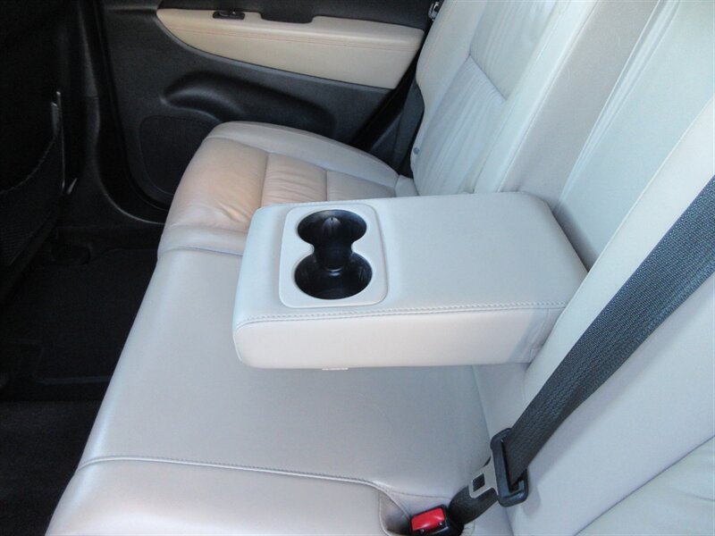 2017 Jeep Grand Cherokee Limited 75th Anniversary   - Photo 51 - Bohemia, NY 11716