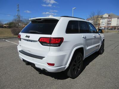 2017 Jeep Grand Cherokee Limited 75th Anniversary   - Photo 4 - Bohemia, NY 11716