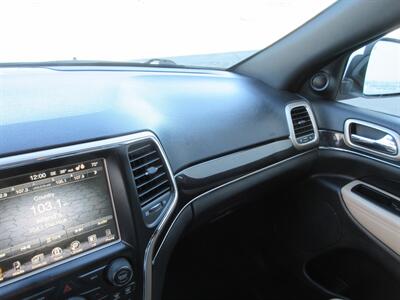 2017 Jeep Grand Cherokee Limited 75th Anniversary   - Photo 44 - Bohemia, NY 11716