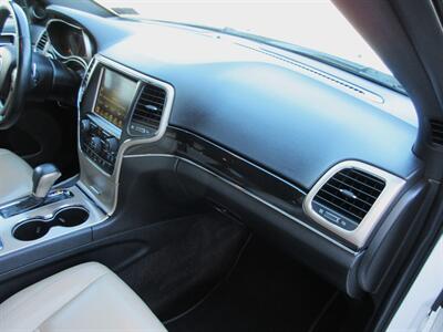 2017 Jeep Grand Cherokee Limited 75th Anniversary   - Photo 55 - Bohemia, NY 11716