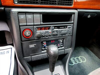 1989 Audi 100 Sedan   - Photo 41 - Bohemia, NY 11716