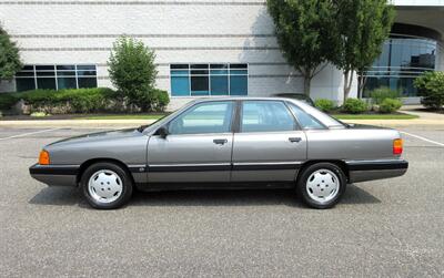 1989 Audi 100 Sedan   - Photo 13 - Bohemia, NY 11716