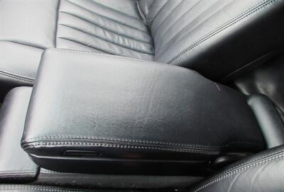 2003 Lincoln Town Car Executive Limousine - Photo 26 - Bohemia, NY 11716