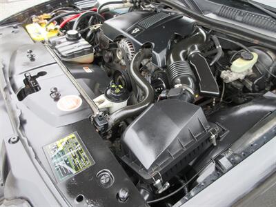 2003 Lincoln Town Car Executive Limousine - Photo 59 - Bohemia, NY 11716