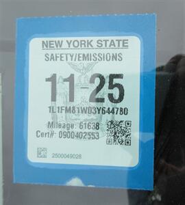 2003 Lincoln Town Car Executive Limousine - Photo 71 - Bohemia, NY 11716