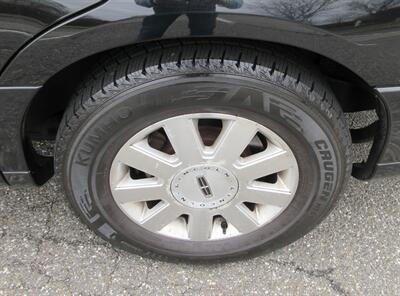 2003 Lincoln Town Car Executive Limousine - Photo 55 - Bohemia, NY 11716